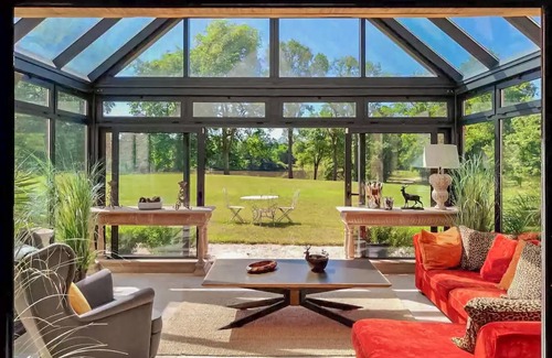 Pierrefitte-sur-Sauldre House | 4 bedroom gite in Pierrefitte-sur-Sauld.