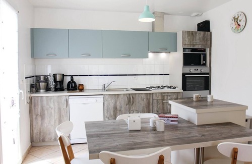 Saint-Roman House | 4 bedroom gorgeous home in Saint Roman