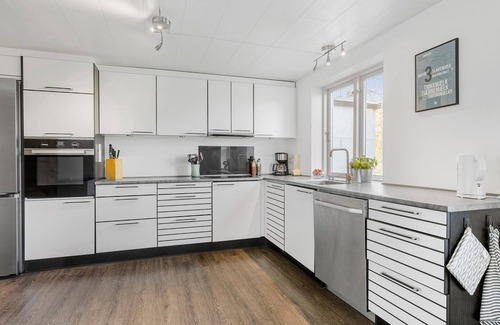 Tejn House | 4 bedroom gorgeous home in Allinge