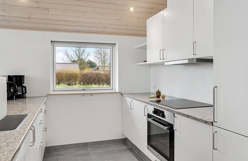 Bog By House | 4 bedroom gorgeous home in Bogø By