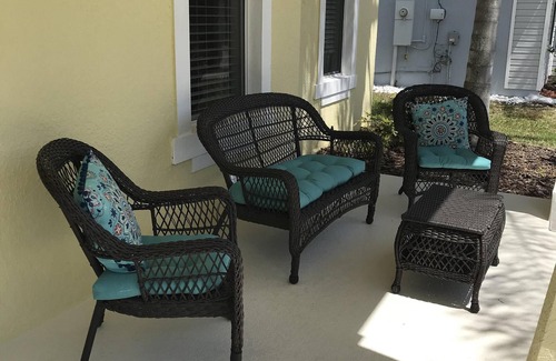 Trafalgar Village House | 4 Bedroom High End Home In Trafalger Village Gated Community