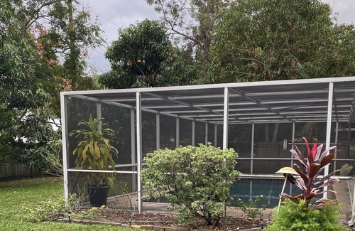 Lakeland House | 4 bedroom home away from home w/pool