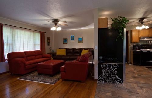 Emporia House | 4 Bedroom Home Central Location