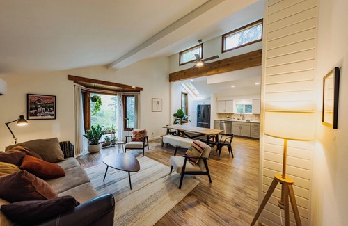 Whitefish House | 4-bedroom home in secluded Whitefish neighborhood with AC - 10 min from downtown