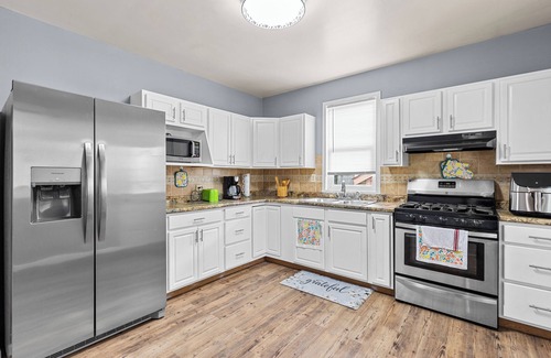 Grand Rapids House | 4 bedroom home near Downtown GR