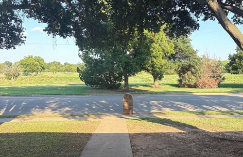 Wichita Falls House | 4 bedroom home right across from Weeks Park Golf course!