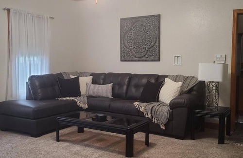 Manitowoc House | 4 Bedroom Home w/Entertainment Space