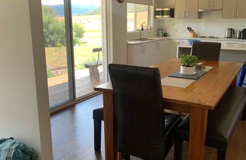 Jamieson House | 4 bedroom home with Private River Frontage!