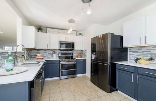 Camby House | 4 Bedroom House | 2 Level spacious House | Pool