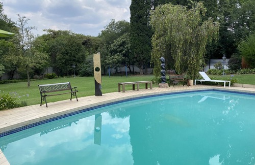 Greater Johannesburg Metropolitan Area House | 4 Bedroom House, Bryanston The Ridgeback