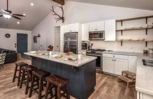 Alto House | 4 Bedroom House/Cabin - Sleeps 10