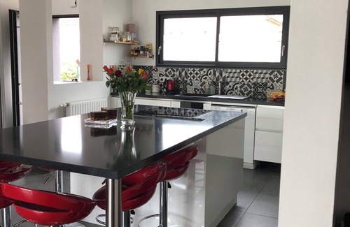 Heuze - Saint-Georges House | 4-bedroom house, garden and terraces.