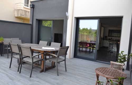 Heuze - Saint-Georges House | 4-bedroom house, garden and terraces.