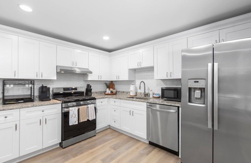 Fredericksburg House | 4-bedroom house in peaceful Fredericksburg VA with WiFi, AC Enjoy your stay