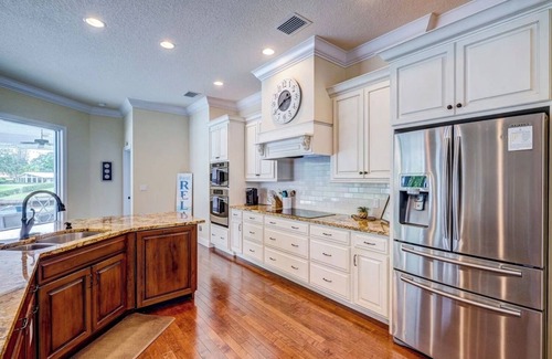Palma Sola House | 4-bedroom house in charming Bradenton, with private pool, spa, and boat dock.