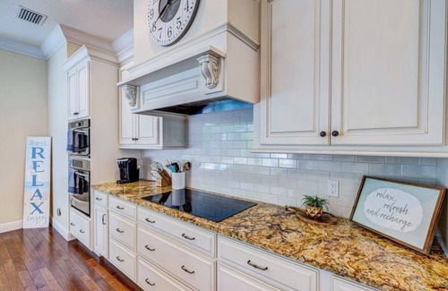 Palma Sola House | 4-bedroom house in charming Bradenton, with private pool, spa, and boat dock.