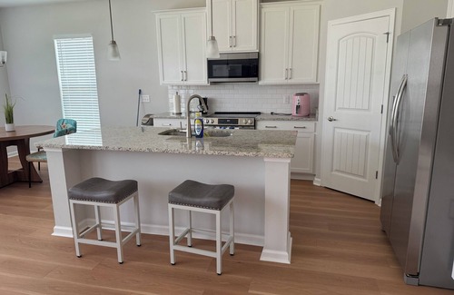 Pooler House | 4-bedroom house in delightful Pooler