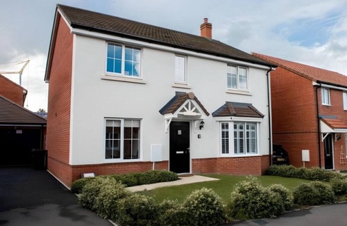 Southampton House | 4-bedroom house in prime location