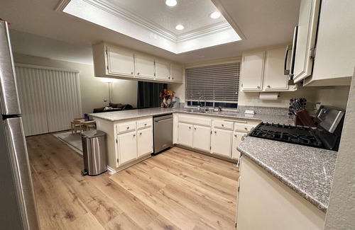 Loma Linda House | 4-bedroom house in Loma Linda on quiet Cul-de-sac, perfect for Families