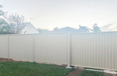 Sunnybank House | 4 bedroom house in Sunnybank