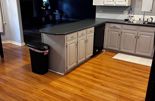 Springfield House | 4-bedroom house in delightful Springfield pet friendly, fitness room