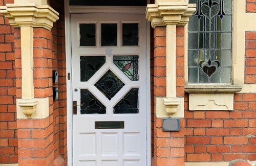 Penylan House | 4 bedroom House nr Cardiff City Centre