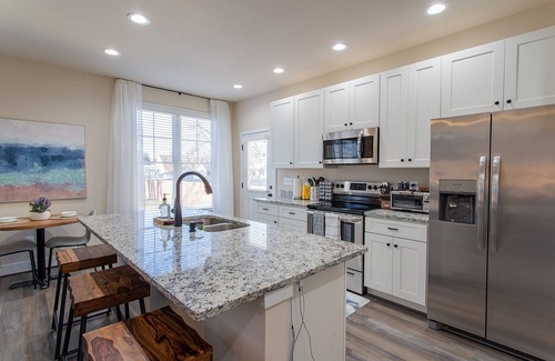 Issue House | 4-bedroom house in wonderful Colonial Beach