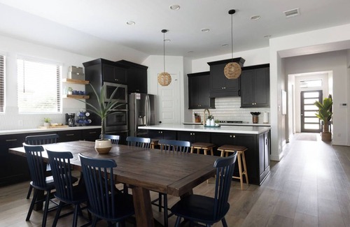 Kyle House | 4-bedroom house with Pool and Putting Green in Hill Country