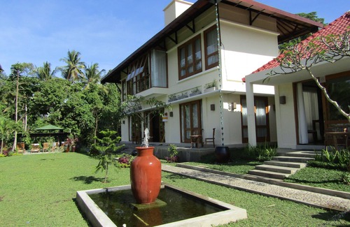 Tampaksiring Villa | 4 Bedrooms Villa with Pool and Yoga Deck