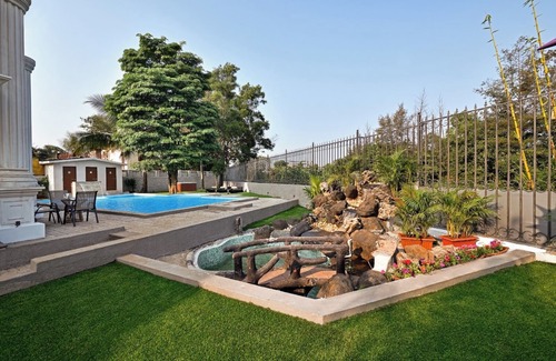 Lonavala Villa | 4-bedroom klub Klass villa by maxxvalue in gorgeous Lonavala