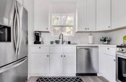 Atascadero House | 4 Bedroom l 9 Guests l Peaceful l Kids Room