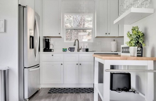 Atascadero House | 4 Bedroom l 9 Guests l Peaceful l Kids Room