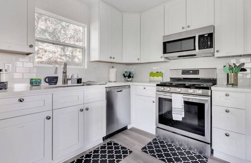 Atascadero House | 4 Bedroom l 9 Guests l Peaceful l Kids Room