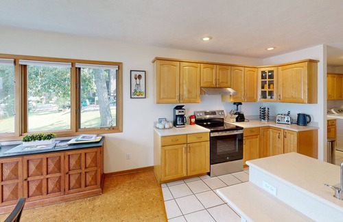Clarklake House | 4 Bedroom lakefront house with amazing views, deck, grill and docking space
