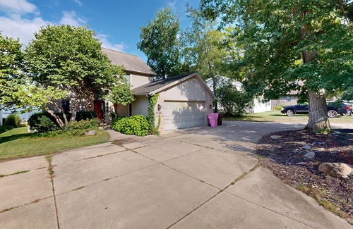 Clarklake House | 4 Bedroom lakefront house with amazing views, deck, grill and docking space