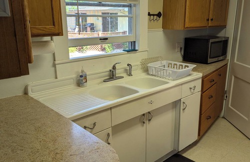 Green Lake Cottage | 4 bedroom lakefront cottage