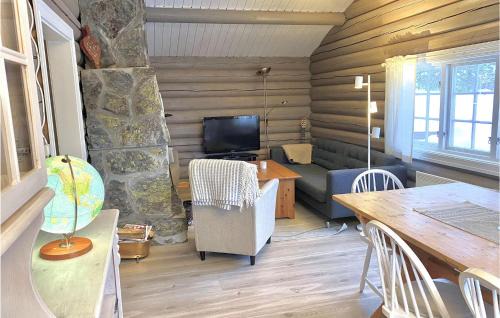 Al Municipality House | 4 Bedroom Lovely Home In Ål
