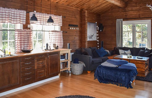 Treungen House | 4 bedroom lovely home in Treungen