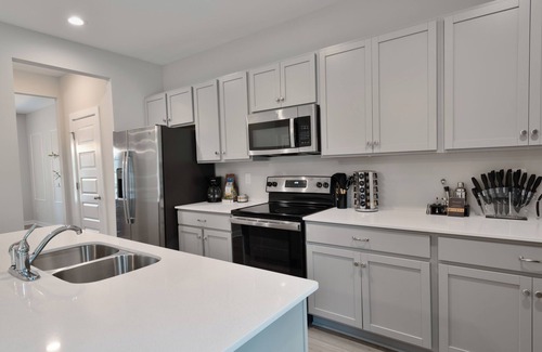 New Market House | 4 Bedroom Modern Farmhouse in New Market