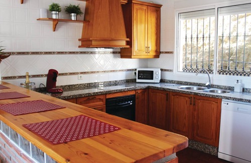 Canillas de Albaida House | 4 bedroom nice home in árchez