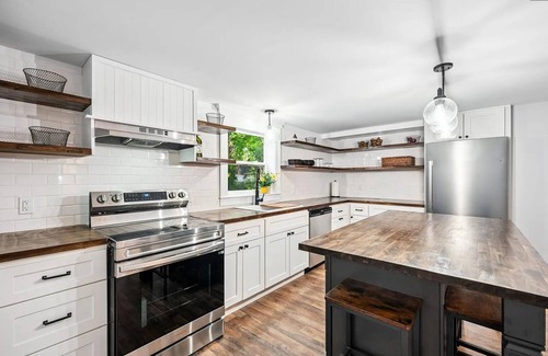 Niles House | 4 Bedroom Notre Dame Home Game Haven
