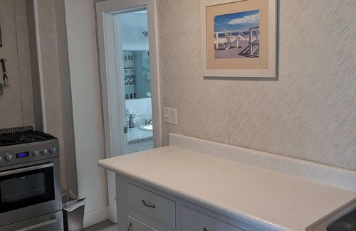 Salisbury House | 4 Bedroom Oceanfront Cottage On Beautiful North Salisbury Beach!