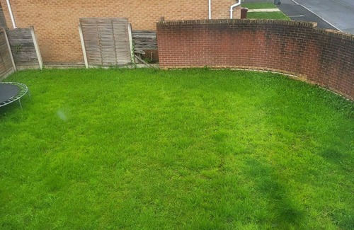 Belle Vue House | 4-bedroom Perfect Home for Medics, Fans & Tourists!