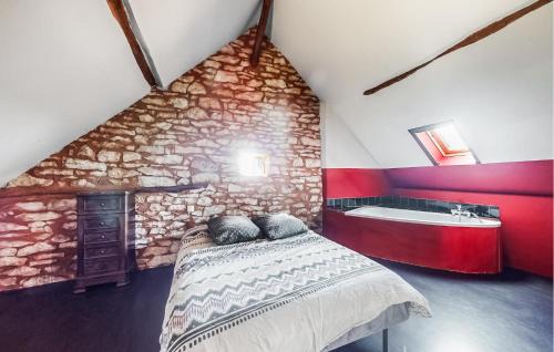 Carlucet House | 4 Bedroom Pet Friendly Home In Carlucet