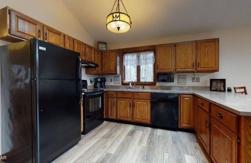 Greentown House | 4 Bedroom Poconos Lake House Getaway