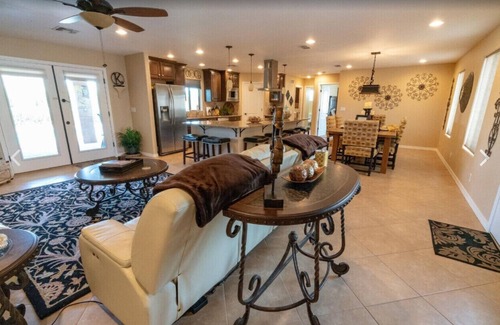 Residential Estates House | 4 BEDROOM POOL HOME