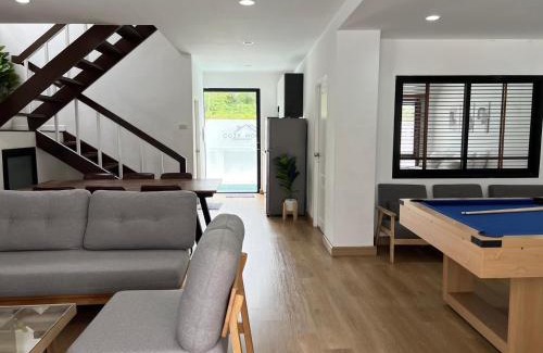 Saen Suk Villa | 4 Bedroom Pool Villa, Cozy House, Wonnapha Beach, Bangsaen