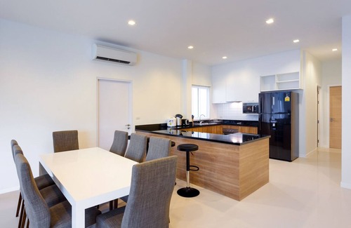 Khao Tao Villa | 4 Bedroom Pool Villas