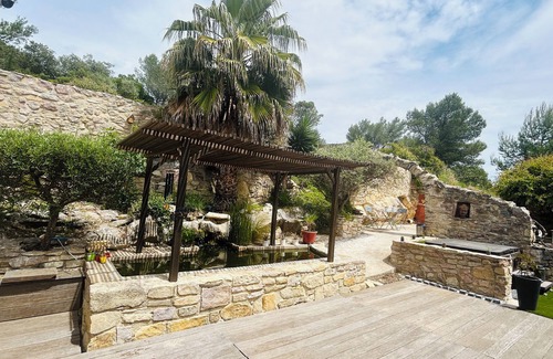 Caveirac House | 4 Bedroom Private vacation home in Caveirac