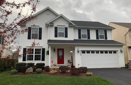 State College House | 4 Bedroom Retreat w/home gym - 3 miles from stadium, near CATA bus stop